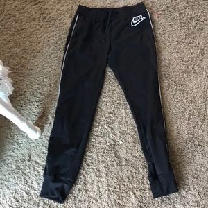 Nike joggers